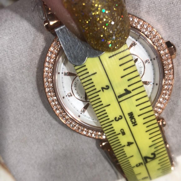 Michael kors rose gold watch - Picture 8 of 8